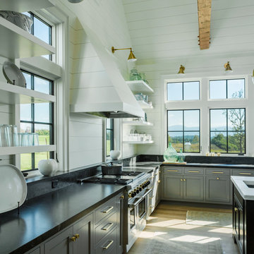 Contemporary Farmhouse