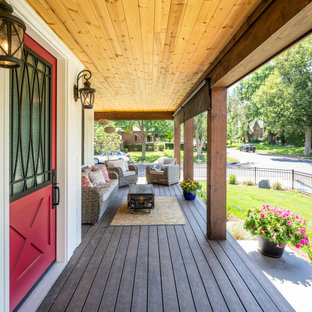 デンバーのカントリー風おしゃれな家の外観 (混合材サイディング、戸建) の写真