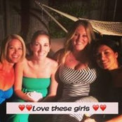 Momo Downey's photo