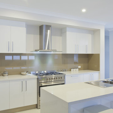 Kitchen - Glass Backsplashes and Glass Countertops