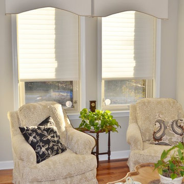 Living Room/Dining Room w/ White Cornices