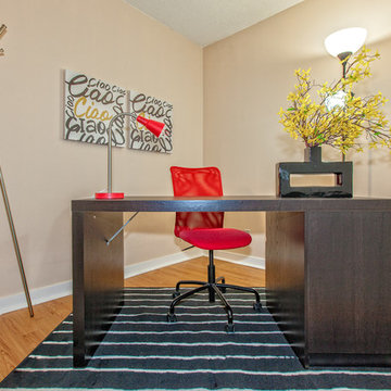 Lee Centre {Staged} Residence