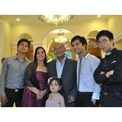 Robin Paz's photo
