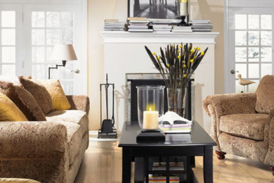 Living room - traditional living room idea in Salt Lake City