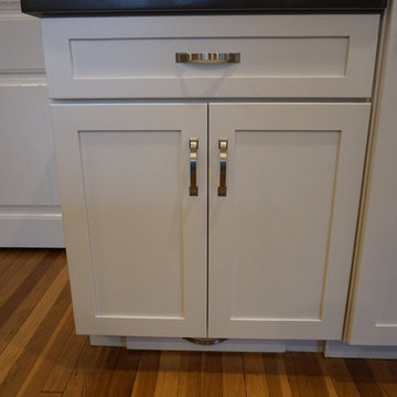 Two-Tone Transitional Kitchen