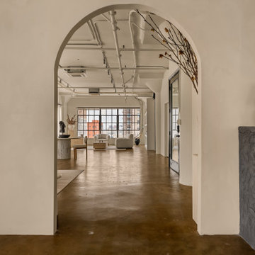 Versatile Daylight Loft for Shoots & Events