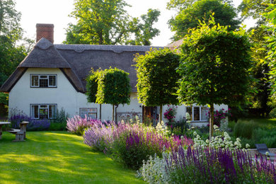 Inspiration for a farmhouse home in Essex.