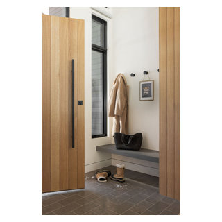 HIDEAWAY ON HUNTINGTON - Rustic - Entry - Sacramento - by KTG Design ...