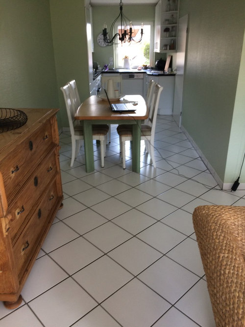 bestehende Küche einschl. Boden im Küchen-u. Wohnzimmerbereich erneuer