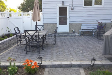 Patio - traditional patio idea in Calgary