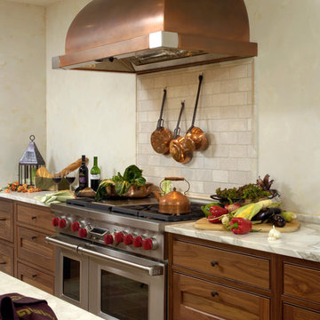 Chevy Chase, Maryland - Traditional - Kitchen