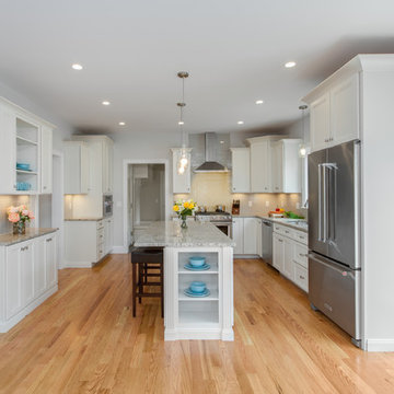 Echelon Linen Kitchen With Custom Features