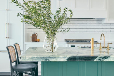 This is an example of a kitchen in Sydney.