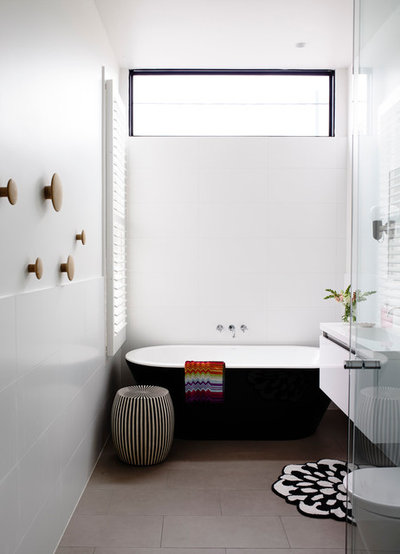 Современный Ванная комната by Austin Design Associates