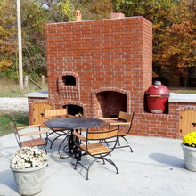 Outdoor Kitchen With Wood Fired Pizza Oven Gas Grill