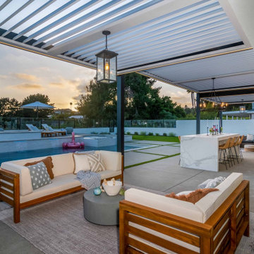 Panoramic Retreat