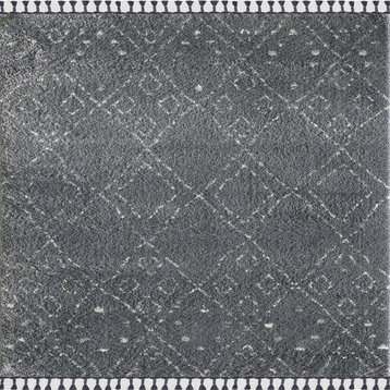 Totti Diamond Dark Gray/Gray 6'x9' Ikat Rug