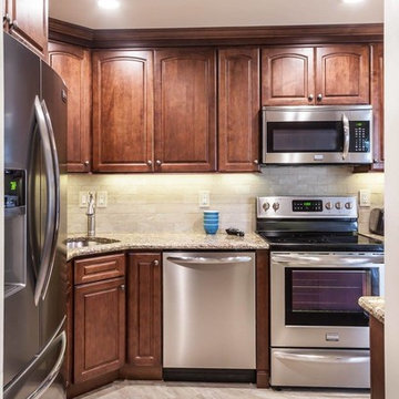 Compact Maple Chestnut Kitchen