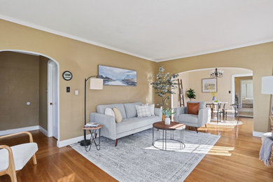 Inspiration for a living room remodel in San Francisco
