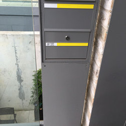 COM 1 Mailbox - Storage And Organization