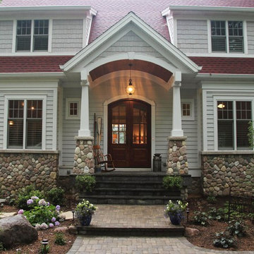 Vintage cottage on the lake