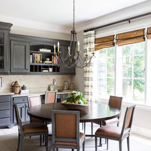 Kitchen and Breakfast