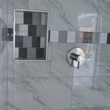 MASTER.BATHROOM