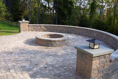 Example of a patio design in New York