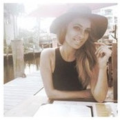 Nicole Samela's photo