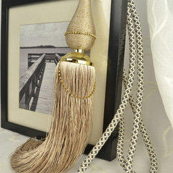 6 Colors QYM24 Polyester Curtain Tassel Tie Backs in Beige Color - Window Treatment Accessories