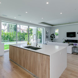 Gardner Str - Kitchen Cabinetry