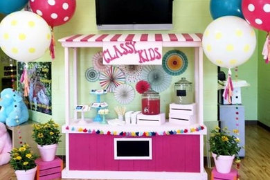 Jazzy Lemonade Stand for Daycare Center