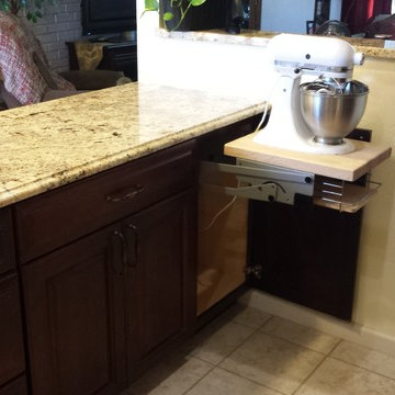 Traditional Tuscan Style Kitchen