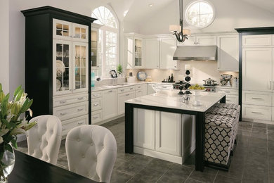 Trendy kitchen photo in Indianapolis