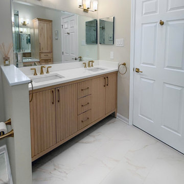 Warm Transitional Master Bathroom