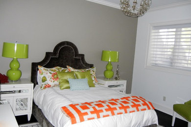 Transitional home design photo in Other