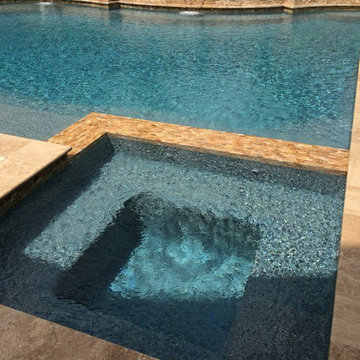 Square Pool Level Spa