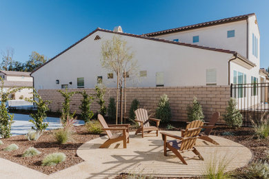 Minimalist patio photo in Los Angeles