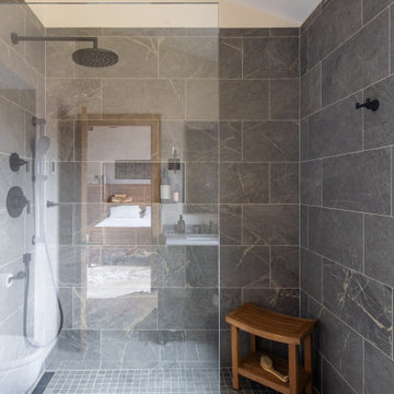 Modern Vermont-like Bath