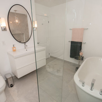 Tapestry lane master washroom