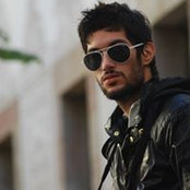 Foto di Adonis Chris