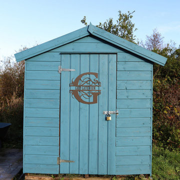 Grey Gate Lodge - Garden Shed and Grey Gate Farm sign