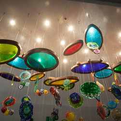 TRIDENTE RESTAURANT HANGING SCULPTURE - Products