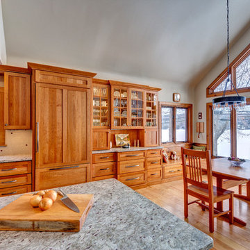 Relaxing Lakeside Kitchen
