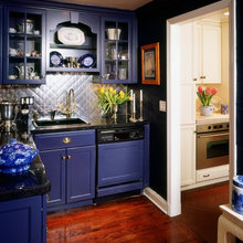 Laquered furniture
