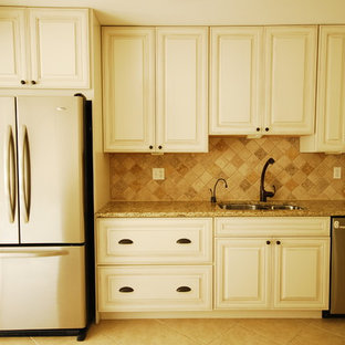 75 Beautiful Victorian Yellow Kitchen Pictures & Ideas - August, 2020 ...