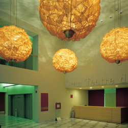 Liceo Pendant Lamp by Santa & Cole - Pendant Lighting