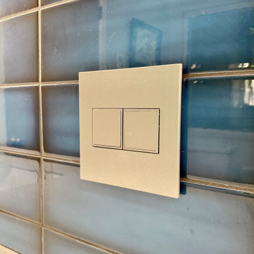 Pull out outlet