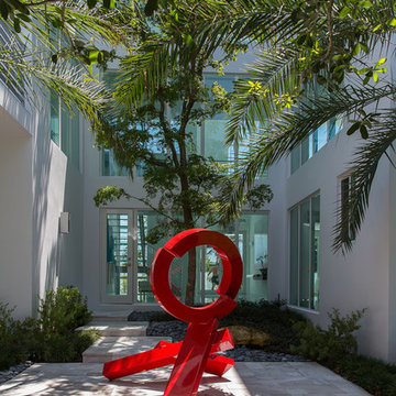 Modernism Defined in a Spacious Miami Beach Home