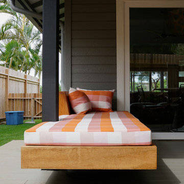 Lānai Daybed (Wood Only)